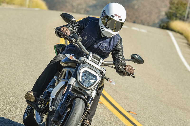 Illustration for article titled Ride Review: The 2016 Ducati XDiavel Is A Weird But Intriguing Italian CruiserÂ